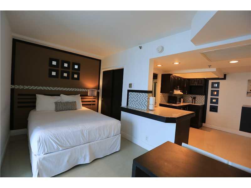 Castle Beach Resort Apartment Маямі-Біч Екстер'єр фото