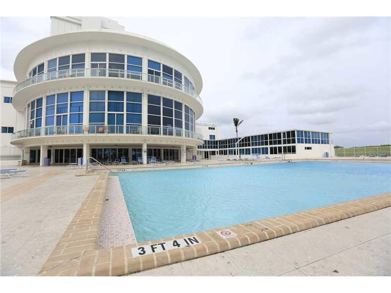 Castle Beach Resort Apartment Маямі-Біч Екстер'єр фото